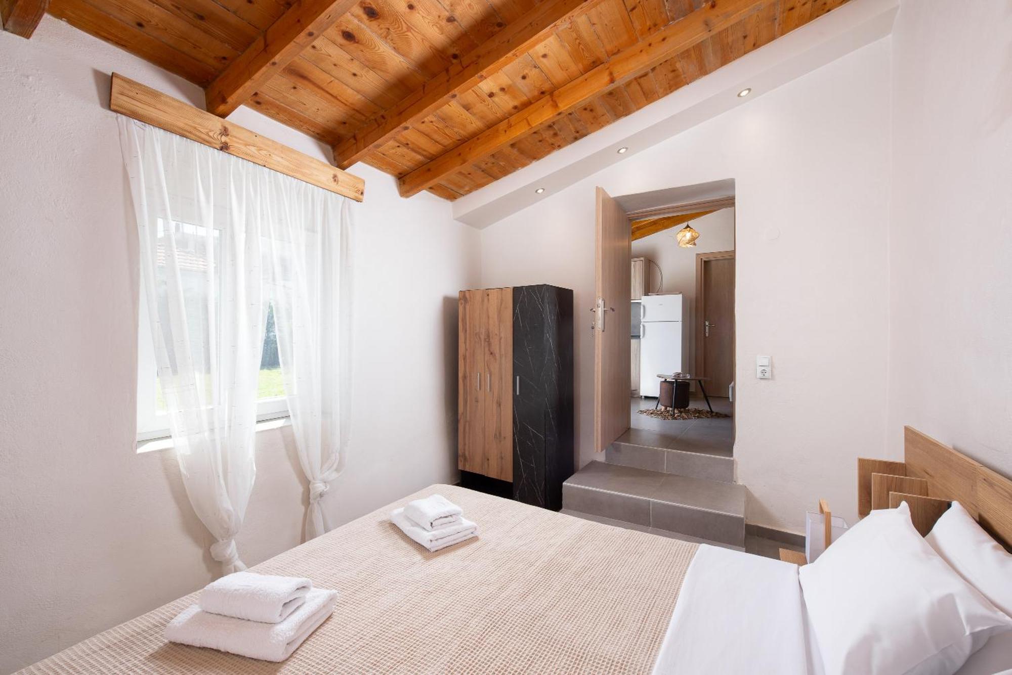 Kentrikon Rooms III & Mint House Limenaria  Ngoại thất bức ảnh