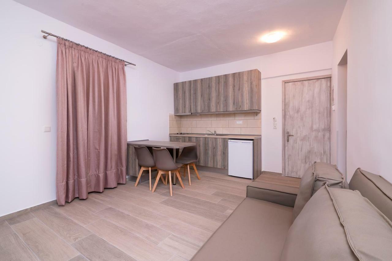 Kentrikon Rooms III & Mint House Limenaria  Ngoại thất bức ảnh
